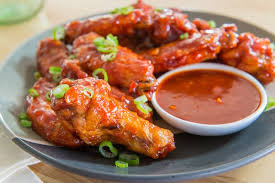 CHICKEN WINGS (GRAVY)