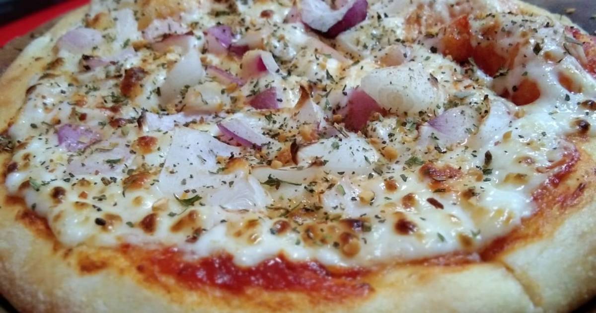 Onion Pizza
