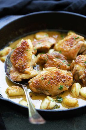 GARLIC CHICKEN BONELESS